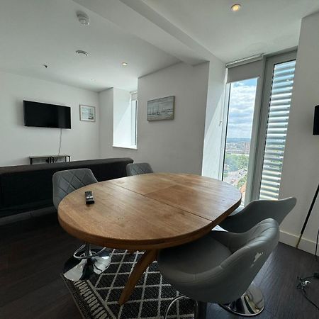Cozy One Bedroom Flat 20 Mins Central London Bp142 Eksteriør billede